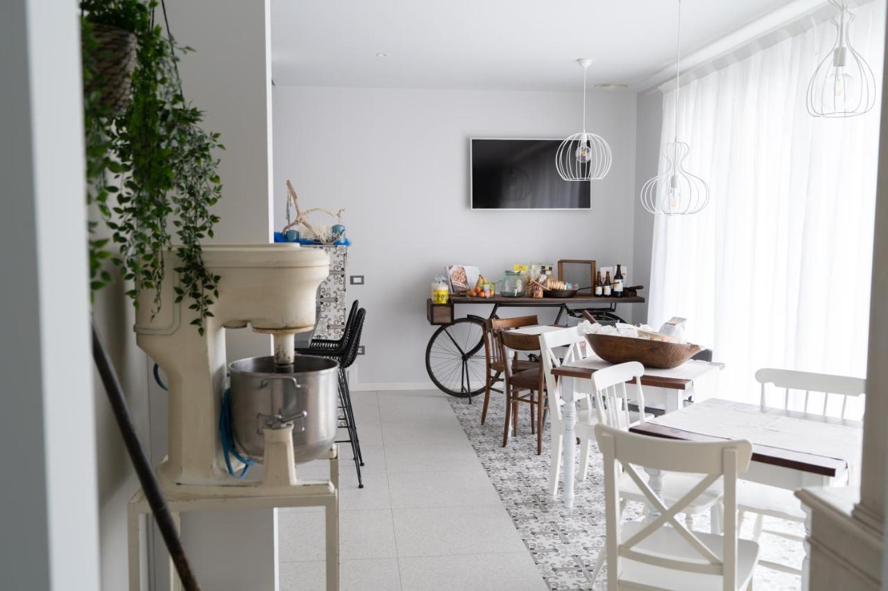 B&B Il Granaio Celeste Porto Viro Bagian luar foto