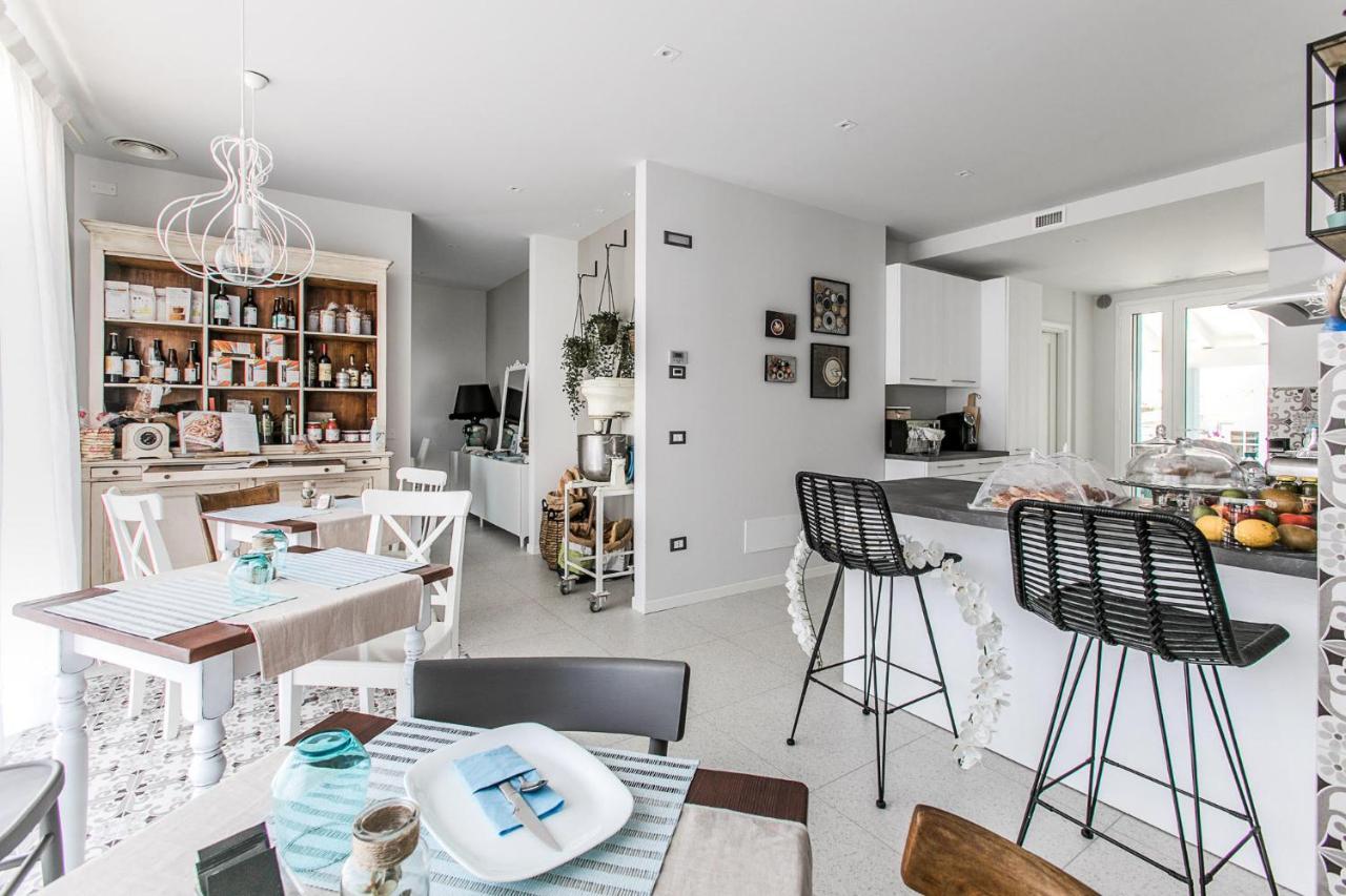 B&B Il Granaio Celeste Porto Viro Bagian luar foto