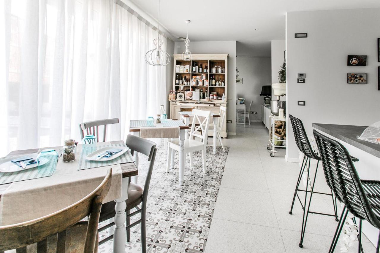 B&B Il Granaio Celeste Porto Viro Bagian luar foto